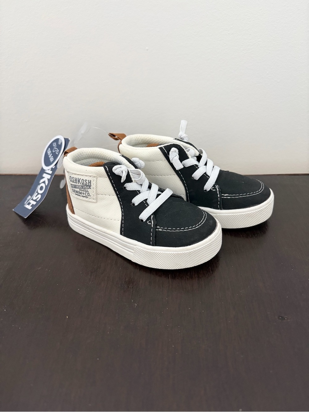 OshKosh B'gosh Toddler High-Top Sneakers - Black & White